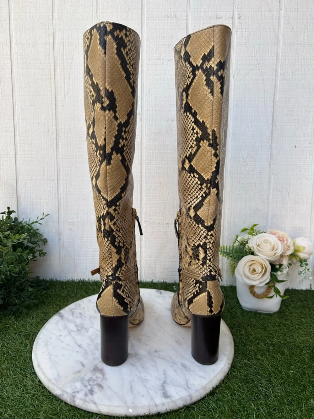 Tory Burch women Diamant Lux Snakeskin Knee High Boot NEW siz 5.5
In Sand Drift. - Picture 5 of 16